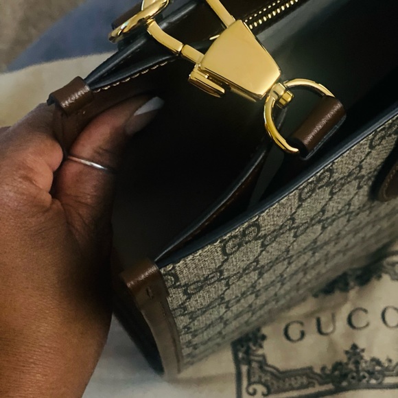 Gucci Double GG Medium Tote - Picture 6 of 10